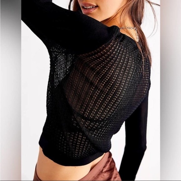 Free People H2O Crew Pullover /Black - Picture 3 of 10